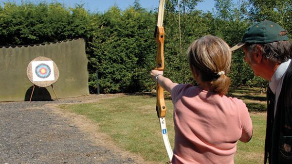 Shop the Bedfordshire Archery Experience for Individuals - Image 2