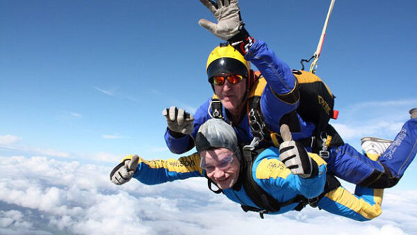 Shop the Exhilarating Tandem Skydiving Experience in Cumbria for Individuals