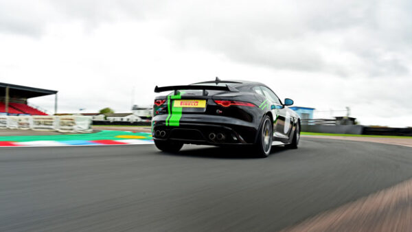 Shop the Ultimate Supercar Driving Experience at Thruxton Circuit - Image 5