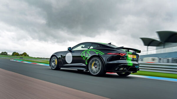 Shop the Ultimate Driving Experience: Jaguar F-Type vs. Porsche at Thruxton