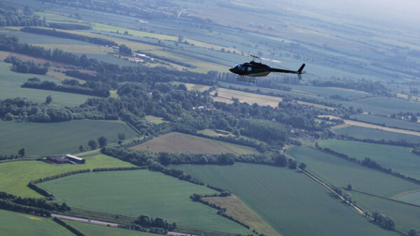 Shop Our Exclusive 30-Minute Themed Sightseeing Helicopter Experience for an Individual - Image 2