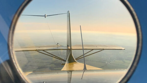 Shop the Northamptonshire Gliding Flight Experience - Image 3