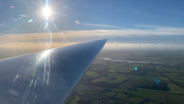 Shop the Northamptonshire Gliding Flight Experience - Image 5