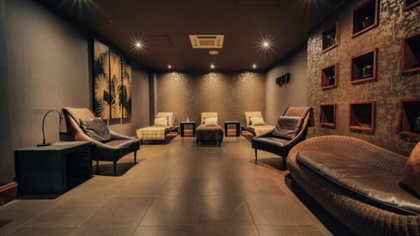 Shop the Ultimate Spa Day Experience at Macdonald Inchyra Hotel for One – Available Weekdays - Image 2