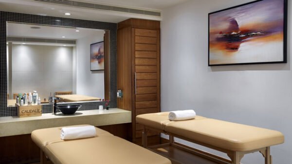 Shop the Exclusive Rena Spa Experience: Indulge in a 40-Minute Treatment with Dining for One - Image 5