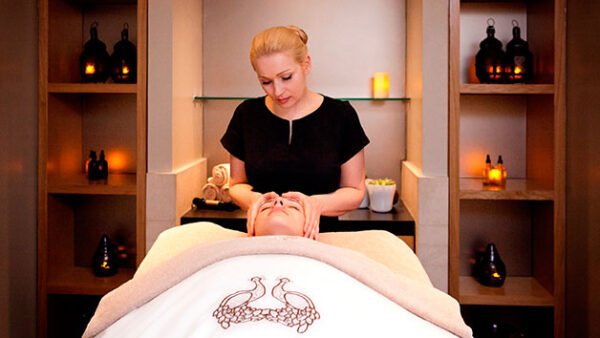 Shop the Exclusive "Journey to Inner Strength" Spa Day Experience - Includes 90 Minutes of Luxurious Treatments at St Pancras Spa for One - Image 4