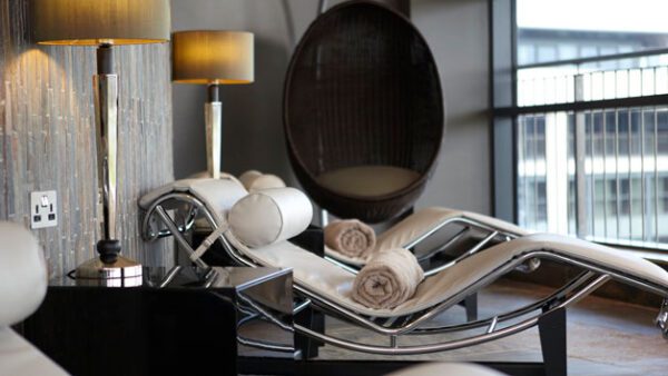 Shop Luxurious Spa Experiences and Exclusive Pampering Sessions for Couples - Image 3