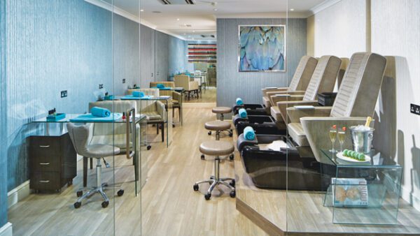 Shop the Indulgent Spa Experience: 40-Minute Treatment and Afternoon Tea for Two at Rowhill Grange - Image 4