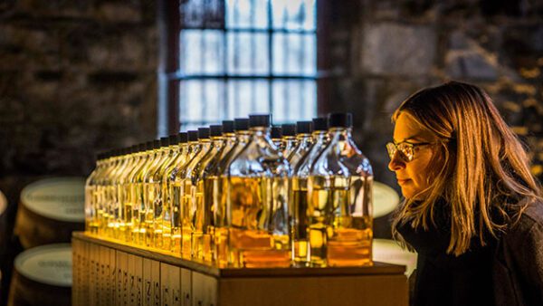 Shop the Exquisite Dewar’s Aberfeldy Distillery Tour and Cask Whisky Tasting Experience for Two - Image 5