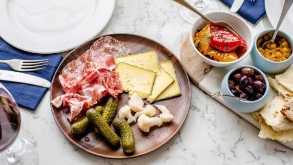 Shop the Exclusive Champagne Cocktails & Gourmet Cheese Platter Experience for Two at 116 Pall Mall's Prestigious Champagne Bar by Searcys - Image 2