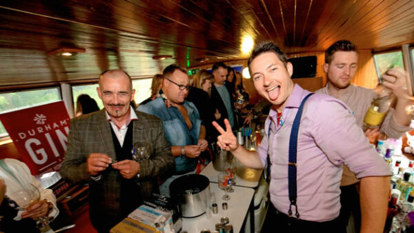 Shop the Exclusive Gin Cruise Experience for Two at Steel River Drinks - Image 3