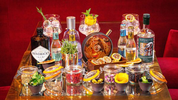 Shop the Exclusive Gin Tasting Experience for Two Including a Sharing Platter at The Rubens at The Palace - Image 2