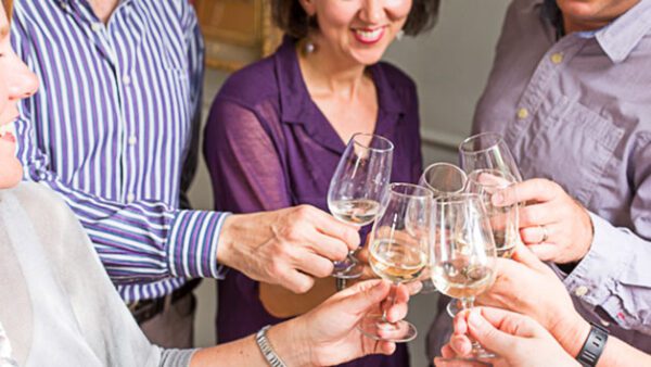 Shop Exclusive Champagne and Sparkling Wine Tasting Experience for One in London - Image 2