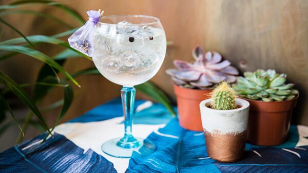 Shop the Exclusive Gin Masterclass & Sharing Platter Experience for Two at Gordon Ramsay's Bread Street Kitchen - Image 2
