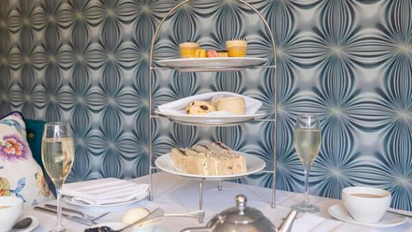 Shop the Indulgent Spa Experience: 40-Minute Treatment and Afternoon Tea for Two at Rowhill Grange - Image 6