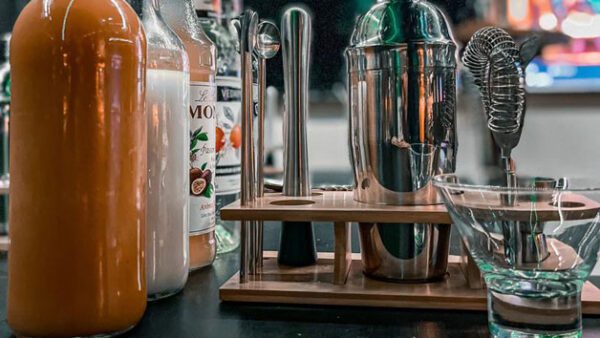 Shop the Exclusive Inamo Cocktail Masterclass, Gourmet Dinner, and Karaoke Experience for Two