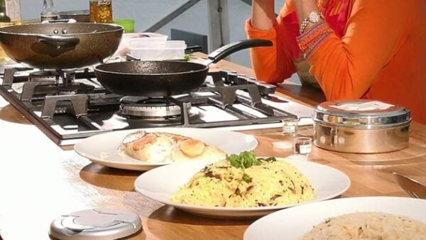 Shop the Half-Day Interactive Indian Cuisine Cooking Course for Individuals - Image 7