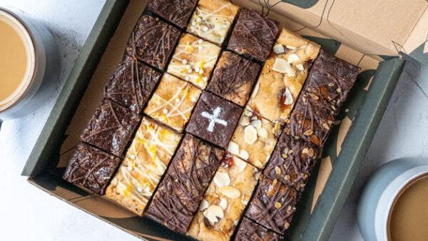 Shop the Gourmet Brownie and Blondie Gift Set - Expertly Crafted by Positive Bakes - Image 4