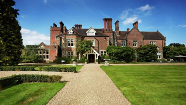 Shop the Luxurious One-Night Spa Retreat for Two with a 40-Minute Pampering Session and Gourmet Dinner at Alexander House and Utopia Spa - Image 4