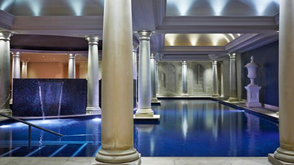 Shop the Luxurious One-Night Spa Retreat for Two with a 40-Minute Pampering Session and Gourmet Dinner at Alexander House and Utopia Spa