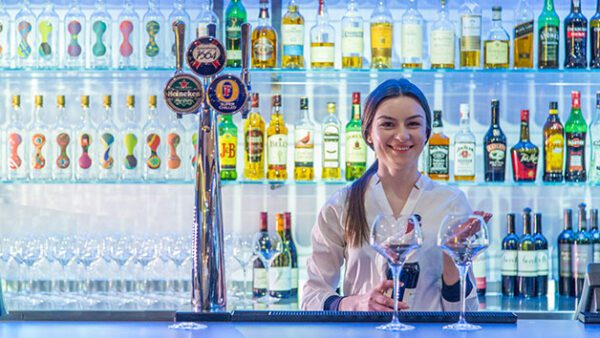 Shop the Overnight Getaway for Couples: Includes Breakfast and Sparkling Wine at Novotel London Paddington - Image 9
