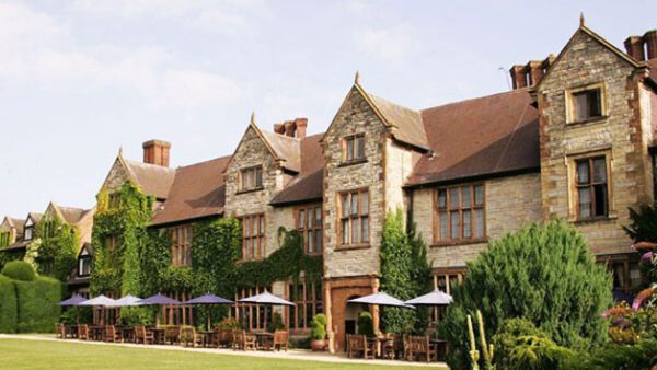 Shop Our Luxurious Two-Night Getaway Package with Gourmet Dinner for Two - Image 3