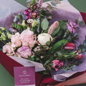 Shop the “Be the Florist” Hand-Tied Bouquet Workshop Experience by Hanako Flowers for Couples