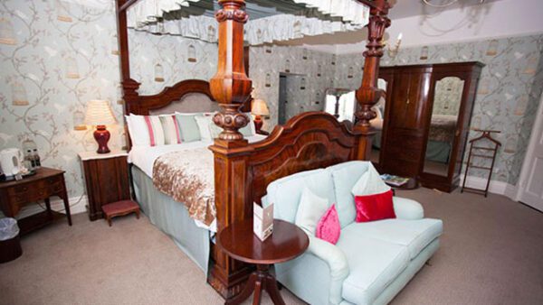 Shop the Exclusive Overnight Stay for Two in a Four-Poster Suite at The Speech House Hotel - Image 2