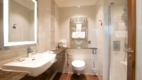 Shop the Exclusive Two-Night Stay with Complimentary Breakfast Package at Wivenhoe House for Couples - Image 4