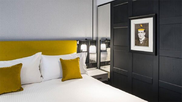 Shop the Exclusive One-Night Stay with Afternoon Tea for Two at The Dixon, Tower Bridge, Autograph Collection Experience - Image 4
