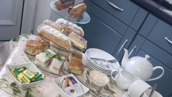 Shop Our Exclusive Horse-Drawn Carriage Experience for Two, Accompanied by a Delightful Cream Tea - Image 4