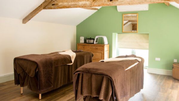 Shop the Ilminster Bliss Day Spa Experience at Transformations Hair, Beauty & Day Spa for One - Image 2