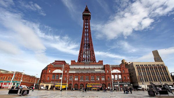 Shop Exclusive Access Passes for Two to The Blackpool Tower Eye Experience - Image 3