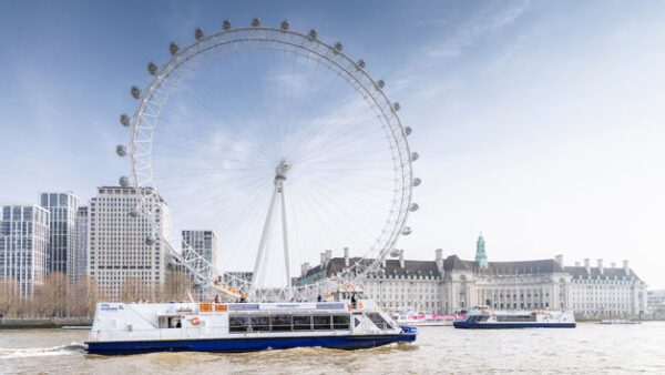 Shop: Exclusive River Thames Sightseeing Cruise and Gourmet Four-Course Lunch Bus Tour for Two at Bustronome - Image 10