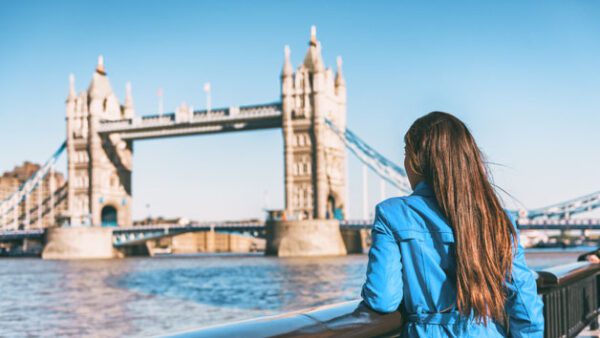 Shop the London Explorer: Your Ultimate Travel Guide - Image 2