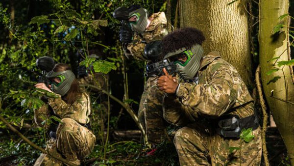 Shop the Ultimate Forest Paintball Experience for Two with 200 Paintballs Each Plus Lunch at GO Paintball London - Image 3
