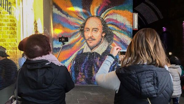 Shop Our Exclusive London Guided Walking Tour Package for Two