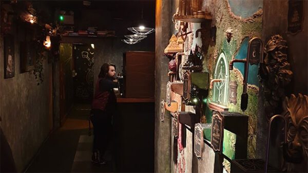 Shop the Enchanting Interactive Cocktail Class Experience for Couples - Image 5