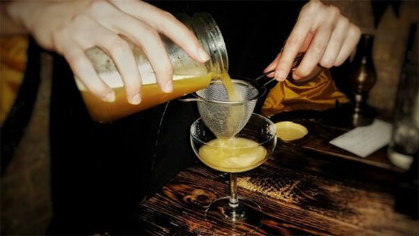 Shop the Enchanting Interactive Cocktail Class Experience for Couples
