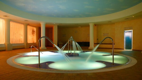 Shop the Sensory Revitalization Spa Day Experience for Two, Including Treatments and Lunch at Whittlebury Park - Image 6