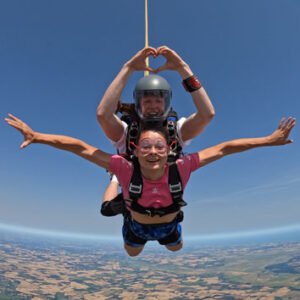 Shop the Exhilarating Tandem Skydiving Experience in Peterborough for Individuals