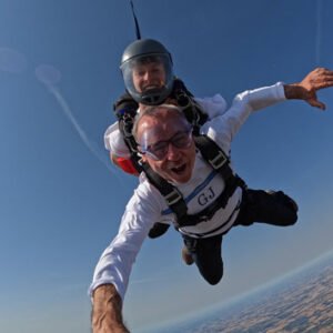 Shop the Exhilarating 7000ft Tandem Skydive Experience in Peterborough for Individuals