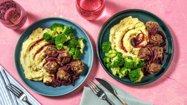 Shop HelloFresh: Weekly Meal Kit Featuring Three Exquisite Meals for Two