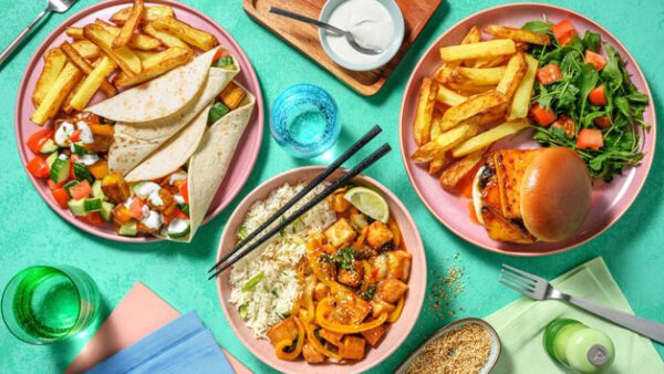 Shop HelloFresh: 14-Day Meal Kit Featuring Four Gourmet Meals for Three Individuals - Image 2