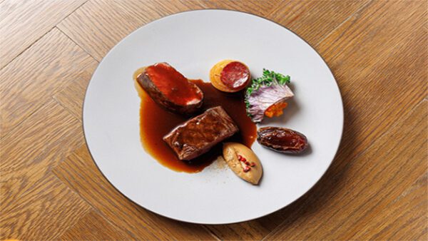Shop the Pre-Theatre Dining Experience for Two at Sofitel St James Hotel