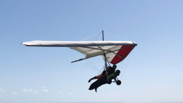 Shop for an Exhilarating Tandem Hang Gliding Experience in Devon