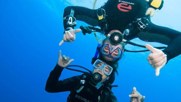 Shop Exclusive Scuba Diving Instructional Experience for Couples - Image 3