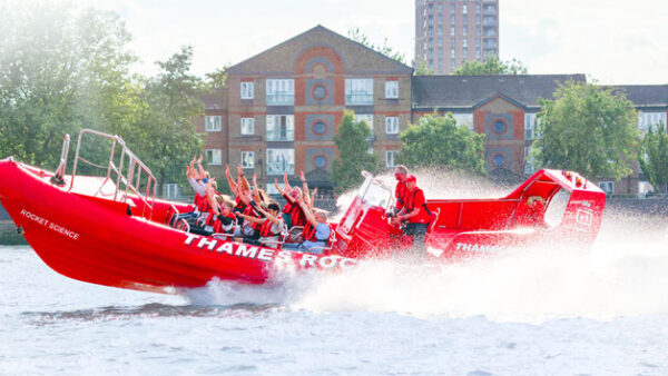 Shop Exhilarating Thames Rocket Powerboating Experience for Families in London - Image 5