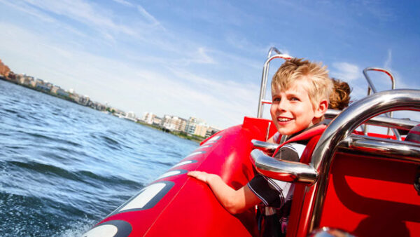 Shop Exhilarating Thames Rocket Powerboating Experience for Families in London - Image 7