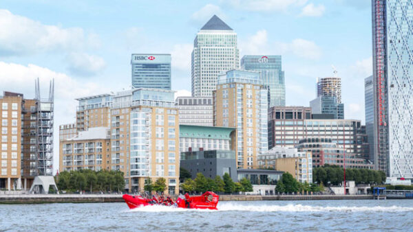 Shop Exhilarating Thames Rocket Powerboating Experience for Families in London - Image 8